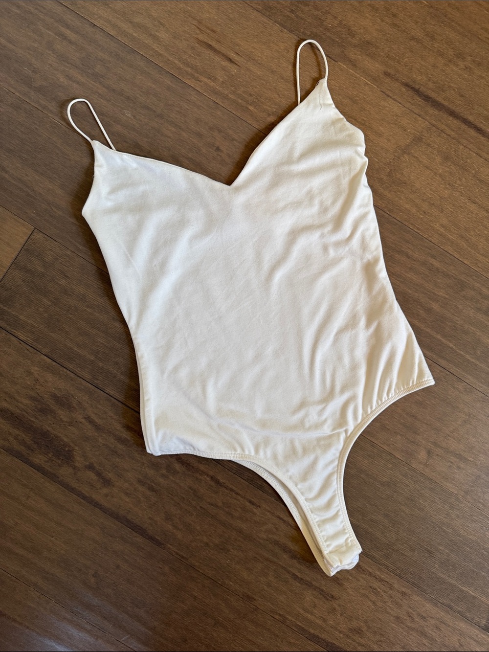 ❤️WINDSOR❤️White Spaghetti Strap Bodysuit Crop Top